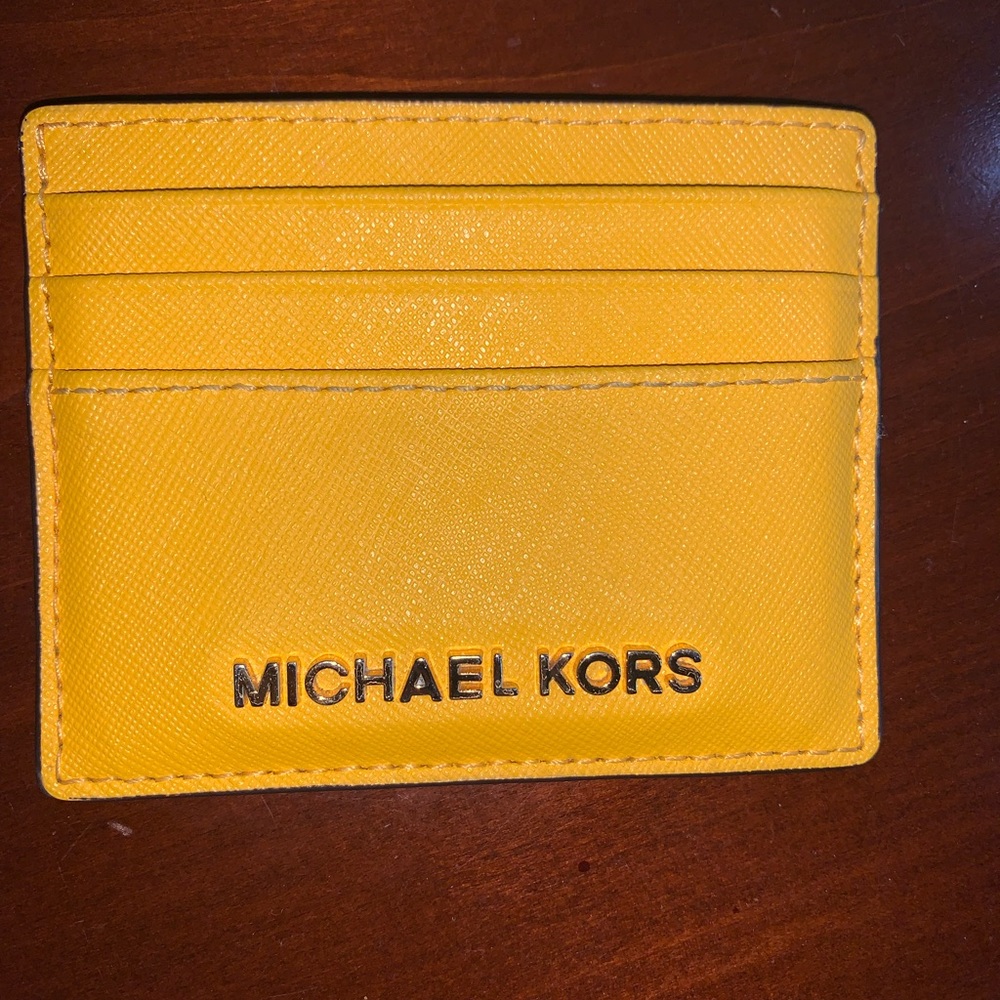 Micheal Kors card holder